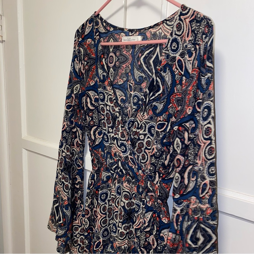 Abercrombie & Fitch Small Paisley Boho Bell Long Sleeve Romper - Picture 13 of 14